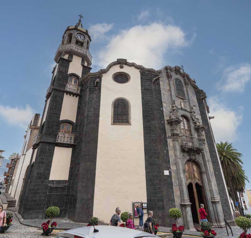 Tenerife 131 - La Orotava - parroquia de La Concepción.jpg